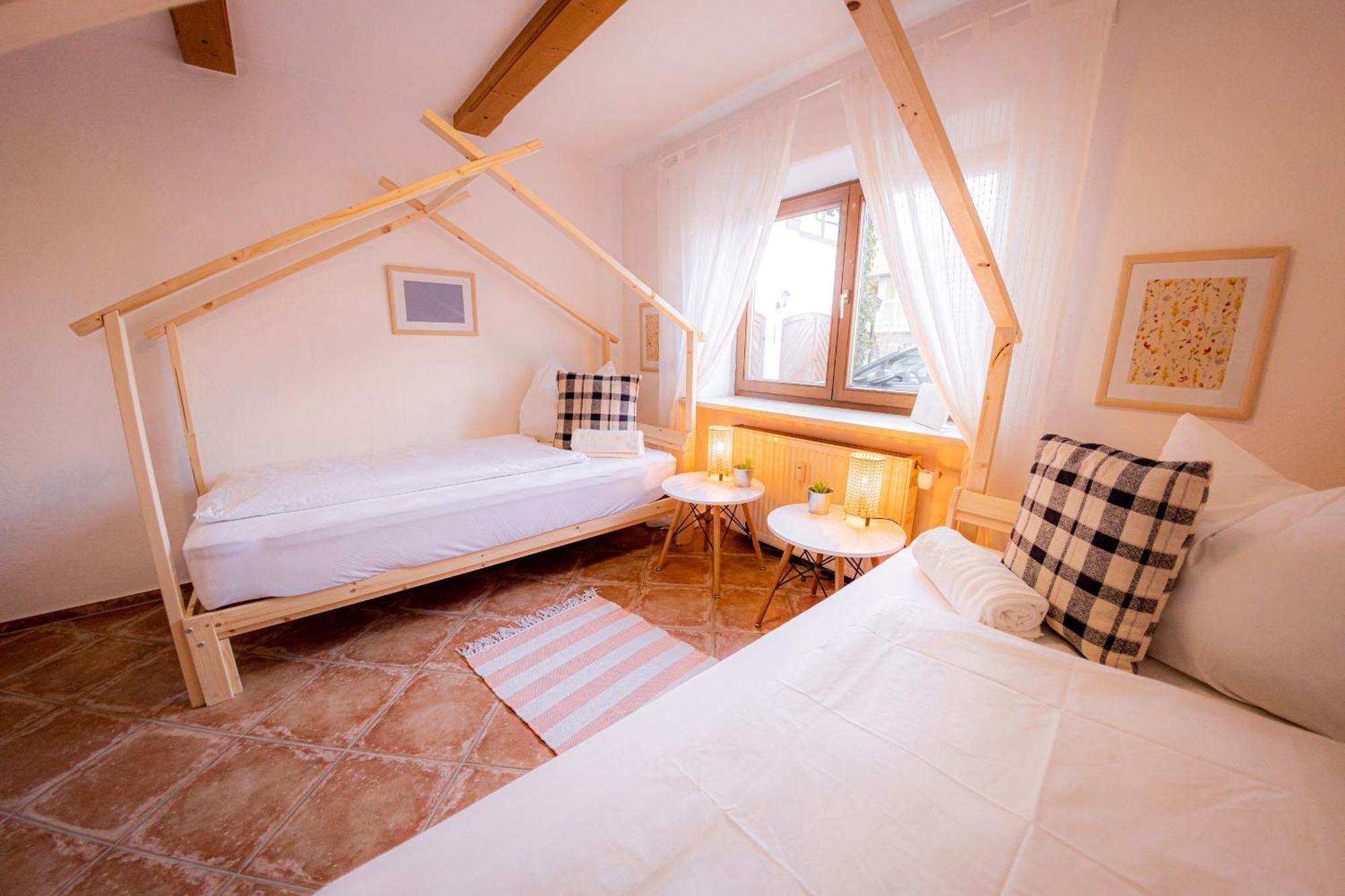 Apartment Yello Homes - Gemuetliche Und Luxurioese - Mit Sauna, Garten, Und Heimkino Fuer 6 Personen