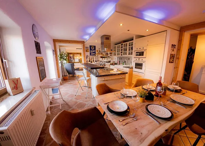 Yello Homes - Gemuetliche Und Luxurioese Wohnung - Mit Sauna, Garten, Und Heimkino Fuer 6 Personen