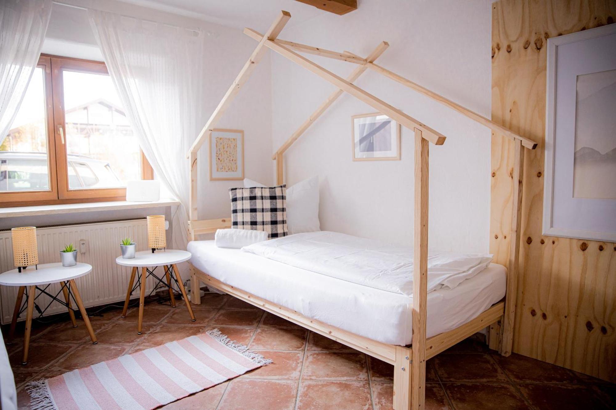 Apartment Yello Homes - Gemuetliche Und Luxurioese - Mit Sauna, Garten, Und Heimkino Fuer 6 Personen *