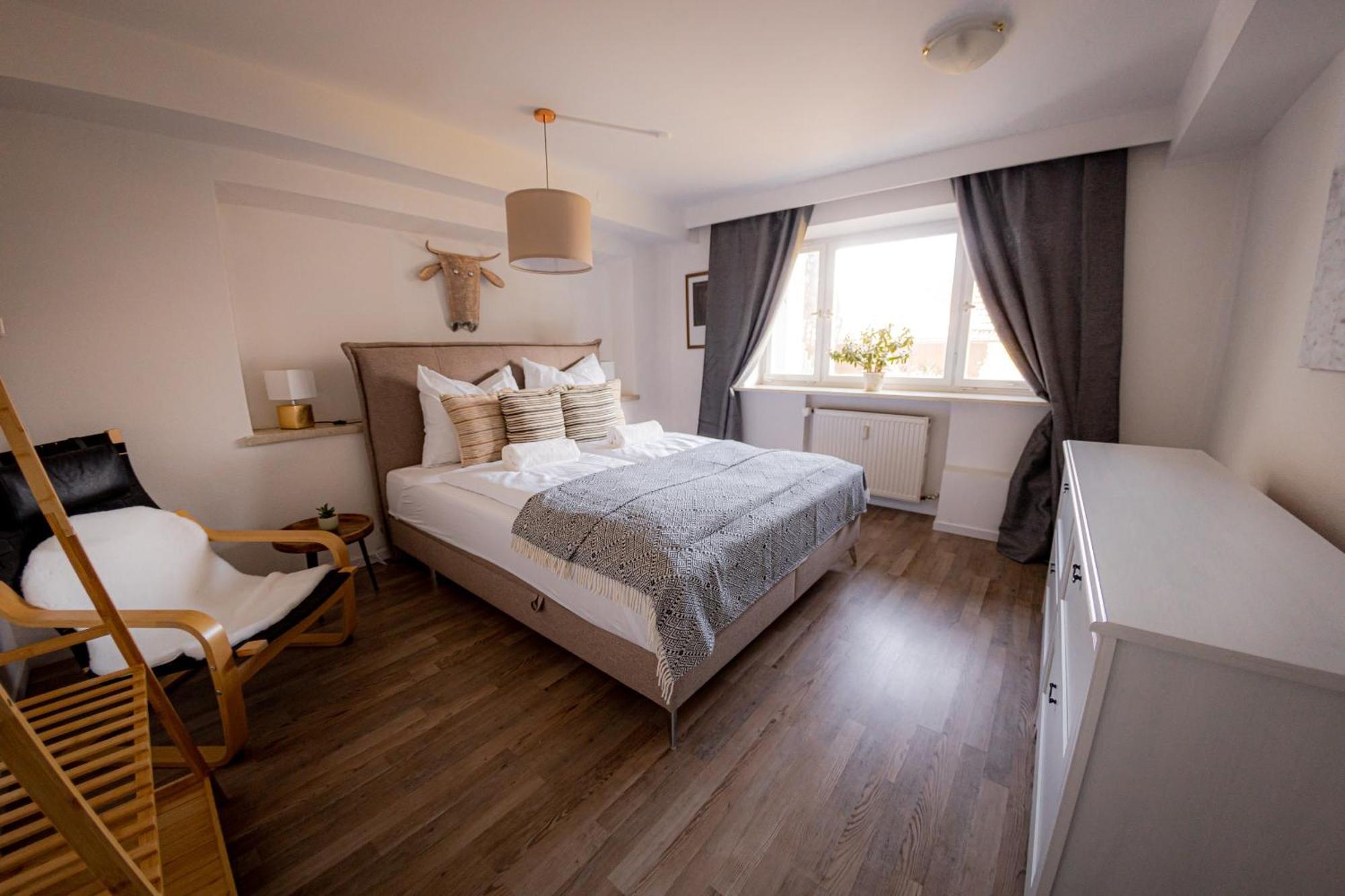 Yello Homes - Gemuetliche Und Luxurioese - Mit Sauna, Garten, Und Heimkino Fuer 6 Personen Apartment *