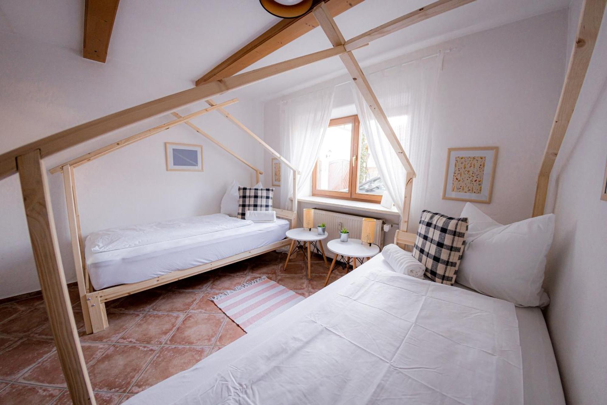 Yello Homes - Gemuetliche Und Luxurioese - Mit Sauna, Garten, Und Heimkino Fuer 6 Personen